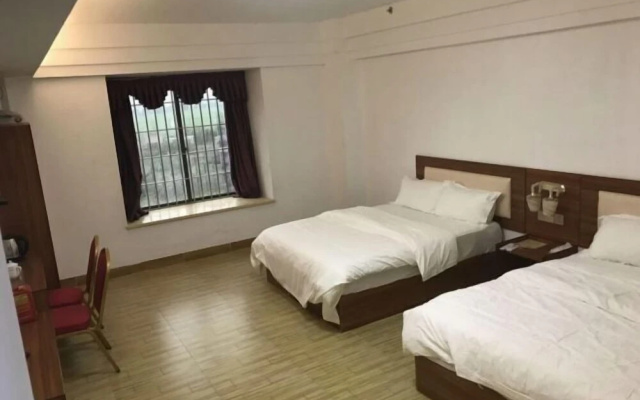 Gangnan Hotel – Guest Rooms – Yangjiang