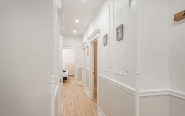 5225 rue Saint-urbain