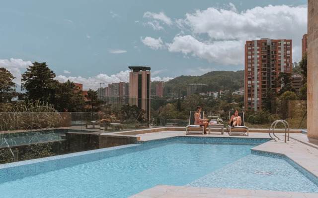 Orange Hotel