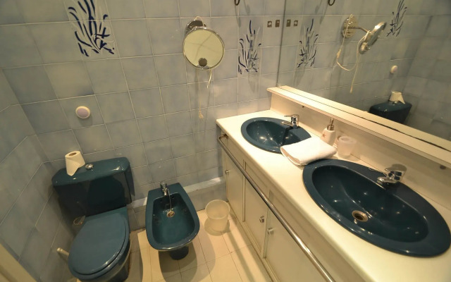 La Marina Sea Front Apartment by Hello Apartments Sitges