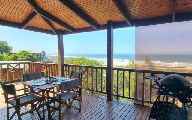 Boardwalk Lodge - Luxury Studio 2 - King Beds
