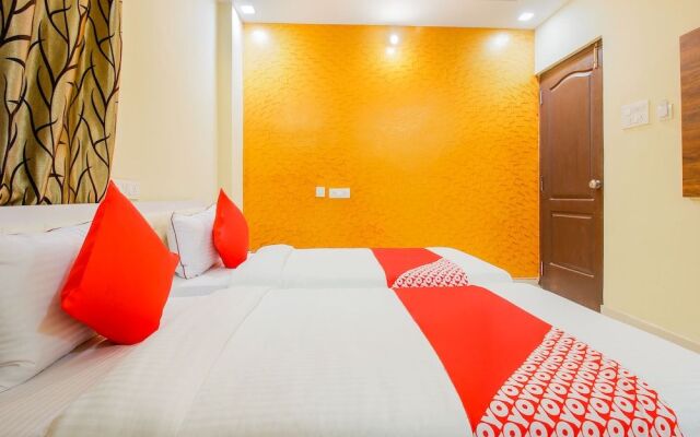 Oyo 36267 Aaditya Grand