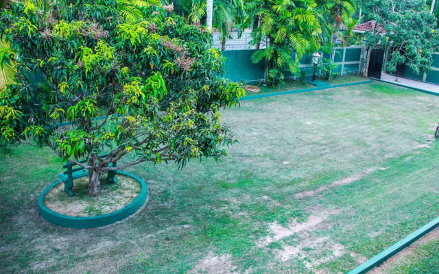 Negombo Village