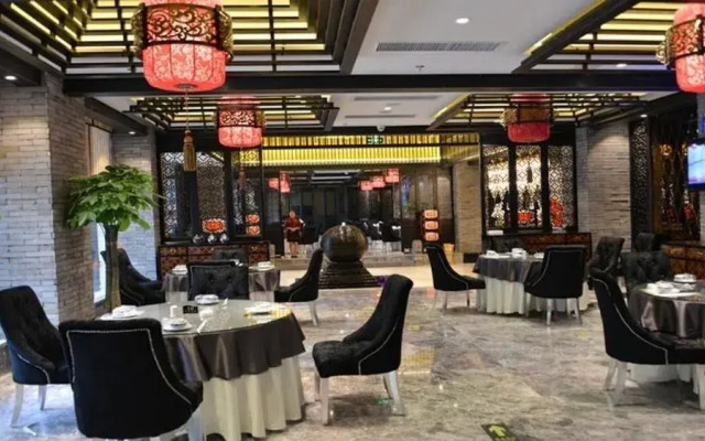 Ramada by Wyndham Luoyang Downtown