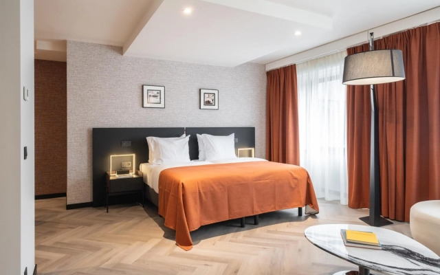 Hyllit Hotel