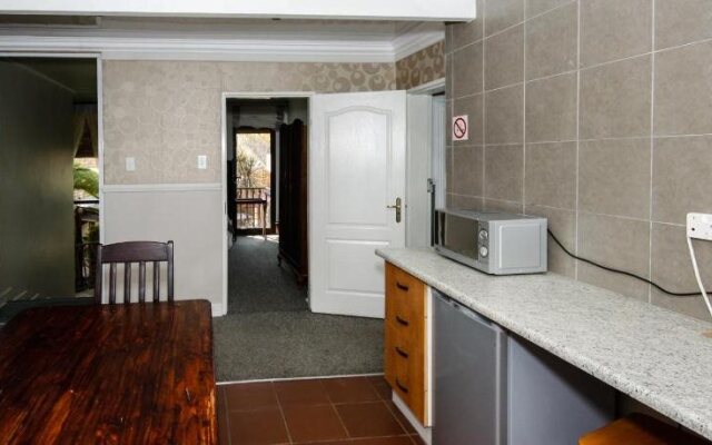 Dormio Manor Guest Lodge