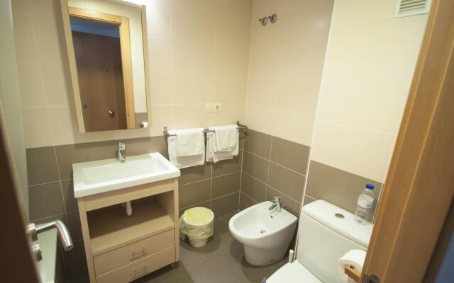 Borumbot 8.3.25 Vista Piscina