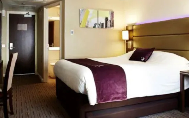 Premier Inn  Bristol Sidcot (A38)