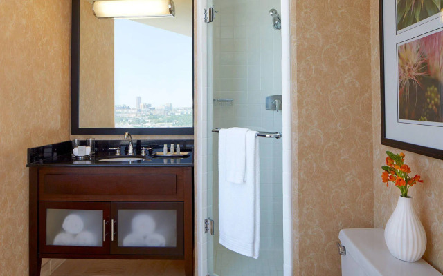 Renaissance Dallas Hotel