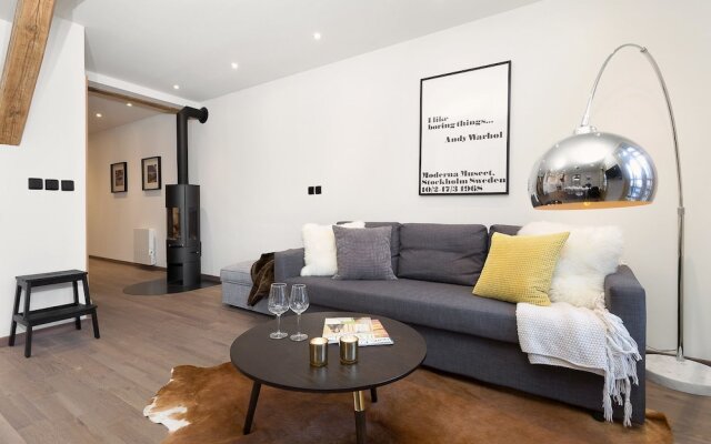 Chalet Suisse The Library