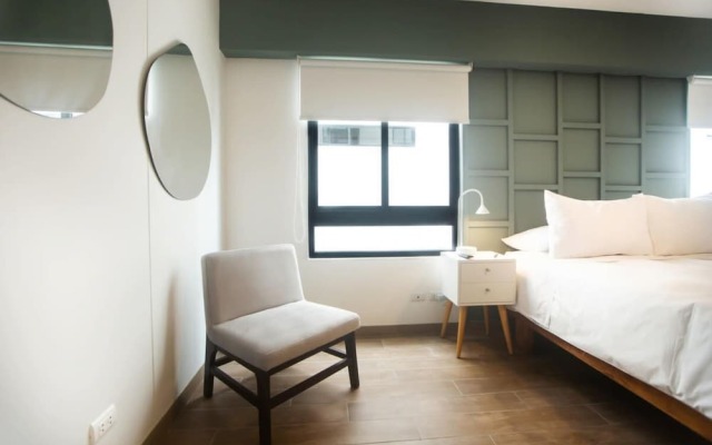 w Upscale 2BR in Miraflores