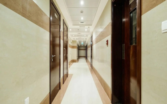 Marina Suites by OYO Rooms