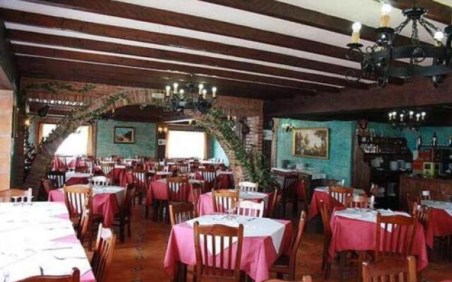 Hotel Restaurante La Parra