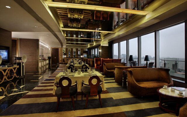 Zhuhai Charming Holiday Hotel