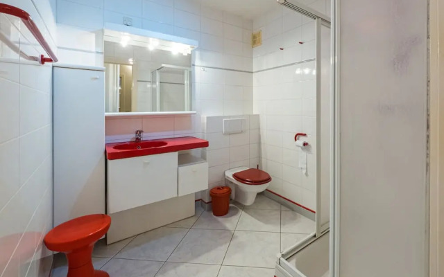 Apartment With a Nice Terrace