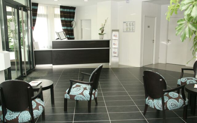 Nemea Appart Hotel Home Suite Nancy Centre