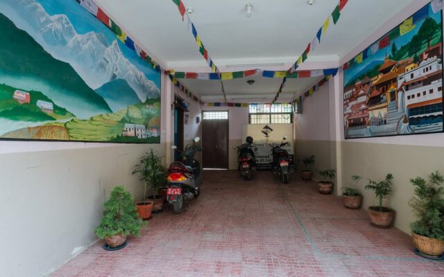 Famous House Kathmandu - Hostel