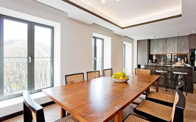 3-bed Deluxe Apt 413