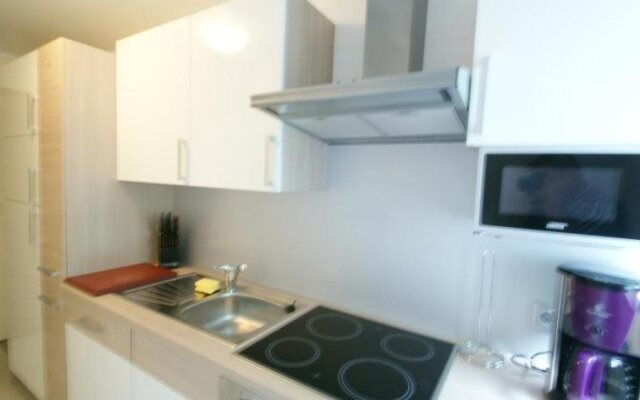 Apart Garni Elisabeth