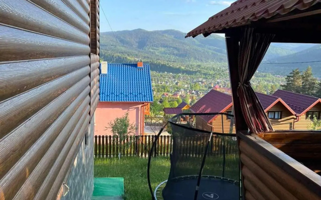 Сімейний котедж КРАЄВИД