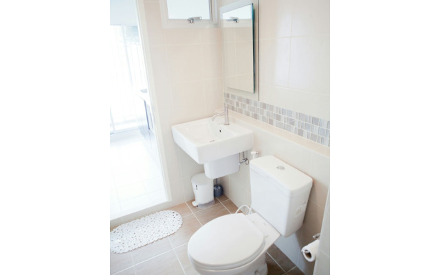 Baan Khun Koey by Huahin Holiday Condo