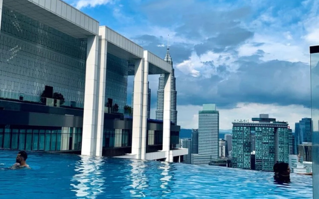 WELL-SHAPED Suites At PLATINUM KLCC