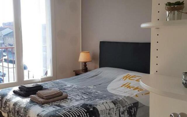 Appartement Montrond-les-Bains, 2 pièces, 2 personnes - FR-1-496-229