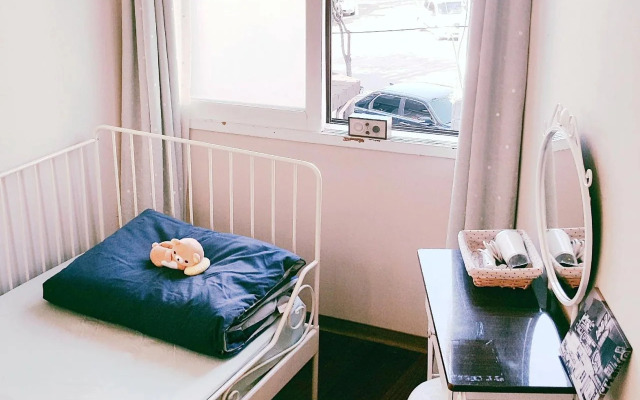 Come On Guesthouse Myeongdong