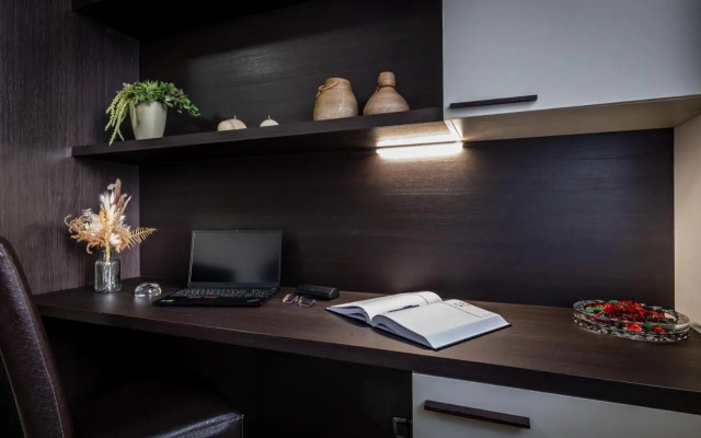 Arianna Apartment