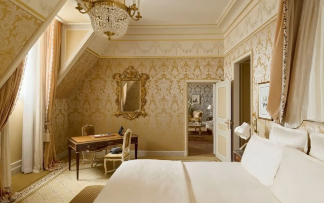 Ritz Paris