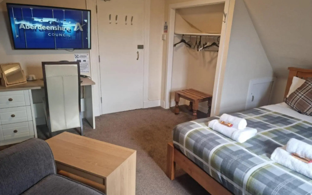 Roy Bridge Hotel