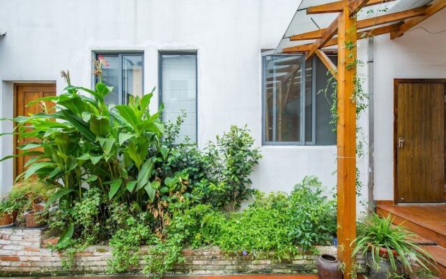 Taihu Baopu Fish Inn