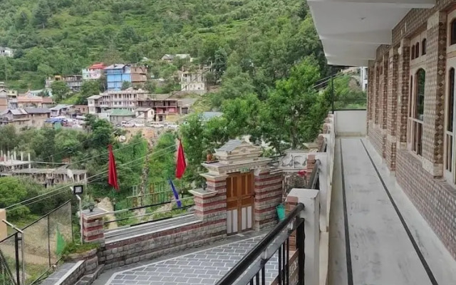 Japotra Home Stay