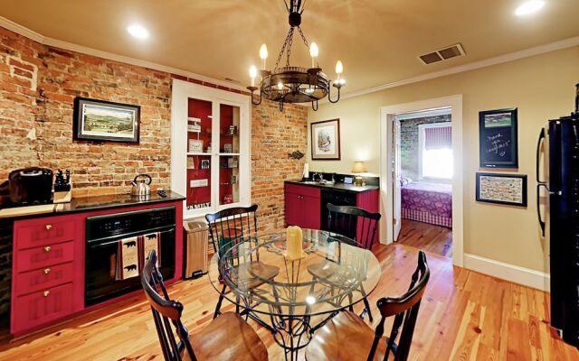 146 North Main - 2 Br Condo