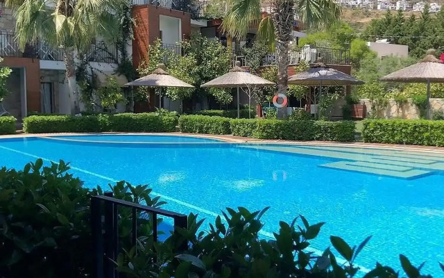 Liona Hotel