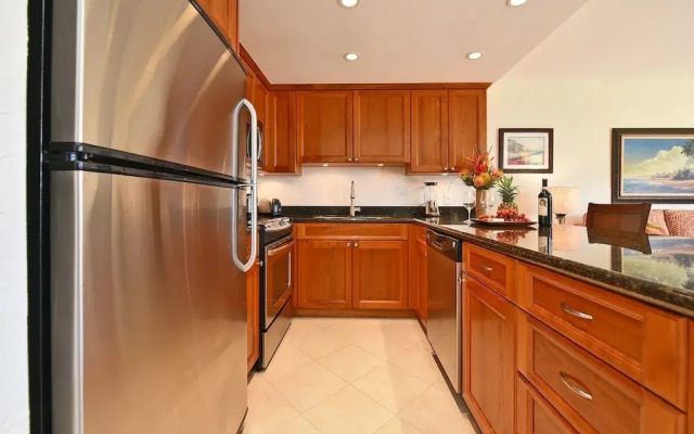 Papakea #e207 1 Bedroom Condo by RedAwning