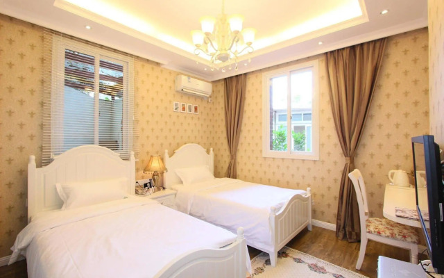 Xiamen Gulangyu Wooden Sweet House Villa Hotel