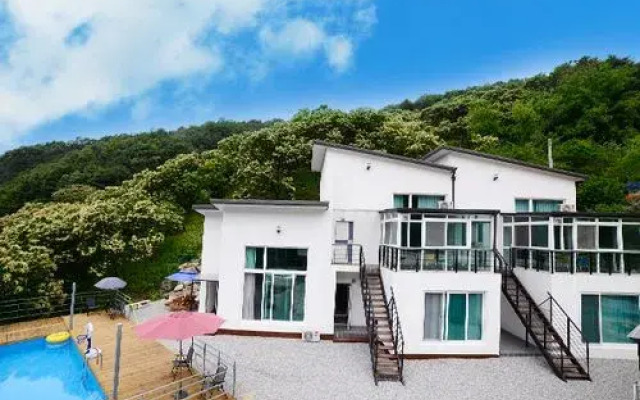 Gapyeong Kona Pension