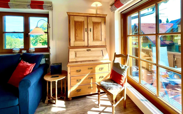 Wunderschöne Wohnung mit Balkon und Blick auf die Alpen