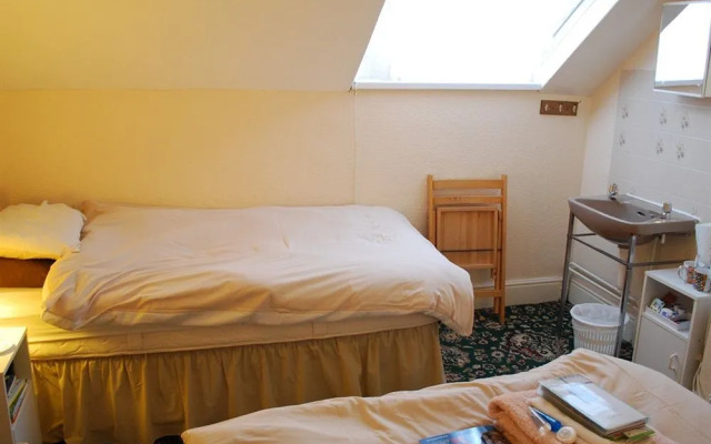 Mayville Guest House