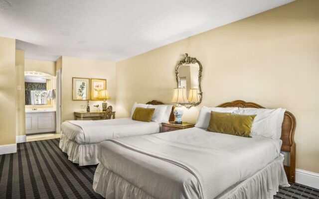 Gulf Hills Hotel & Resort