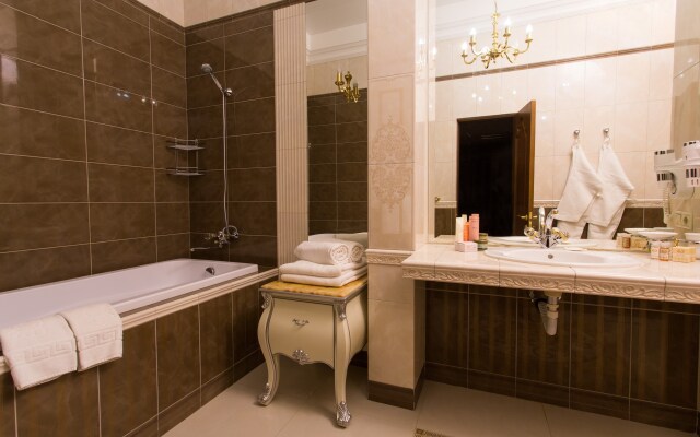 ГК Адиюх-Пэлас