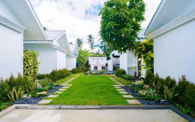 The Seaton House Phuket