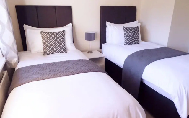 RiiS Apartments Camberley