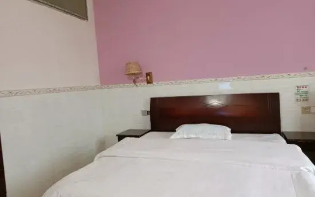 Pingguo Lvyuan Hotel