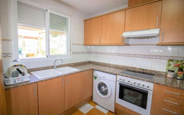 ADOSADO con jardin y piscina PALM BEACH 102 ALBERT VILLAS