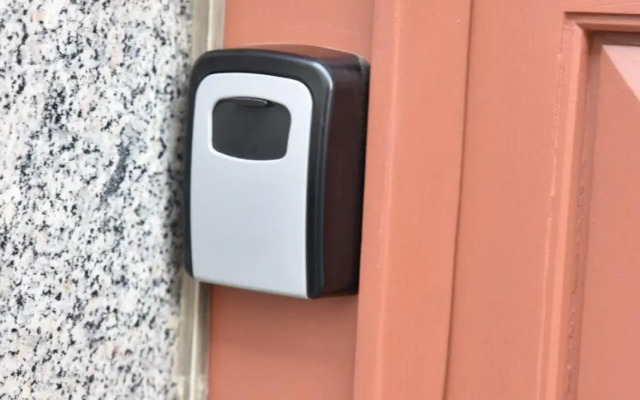 Rustic Apartment with 4 bedrooms Top 9