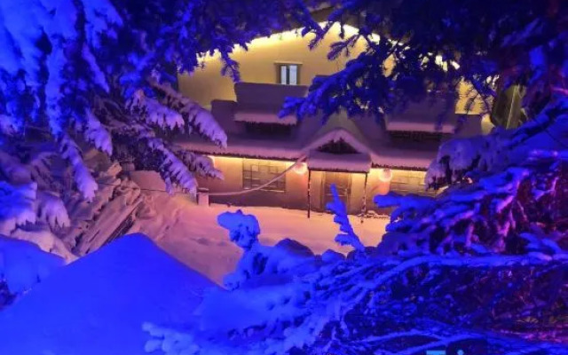 Xuexiang Guandong Inn