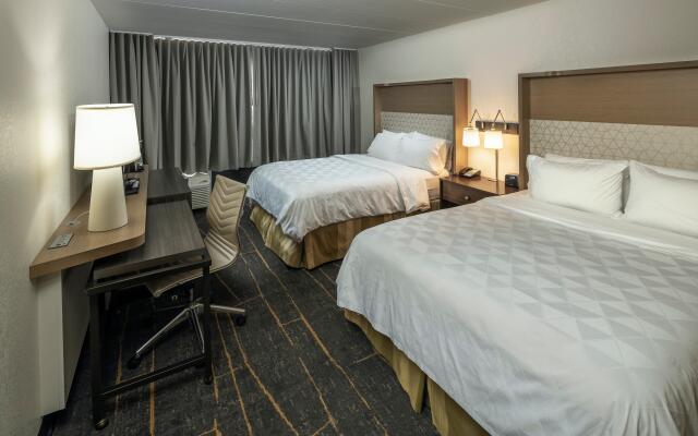 Holiday Inn Detroit Lakes by IHG