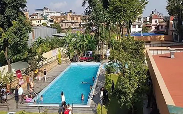 Saanvi Hotel